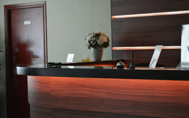 Ozyory Hotel