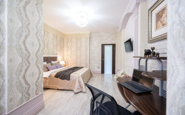 Pyat Zvyozd Bolshaya S Konditsionerami I Kaminom Apartment