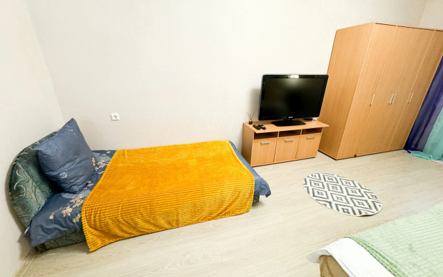 S zaseleniem 24/7 luchshiy servis posutochno 50 Flat