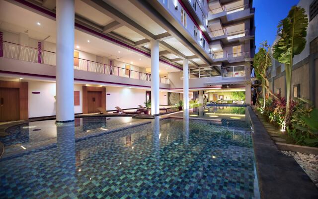 Favehotel Sunset Seminyak Hotel