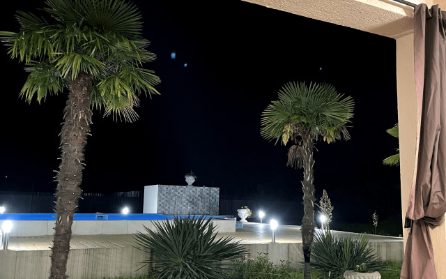 Askar Hotel