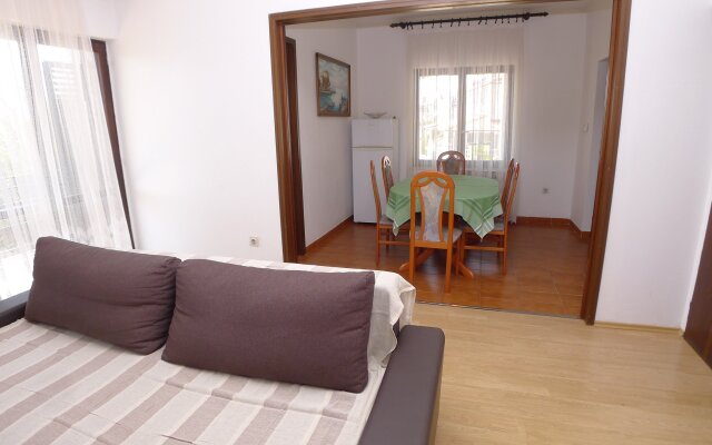 With Sea View Apartments
