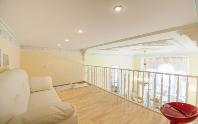 Bolshaya Konyushennaya 3 Apartments