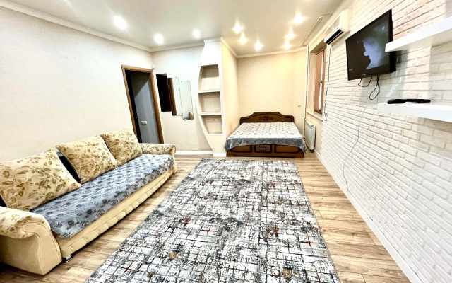 Na Zvezdnoy 51k1 Apartments