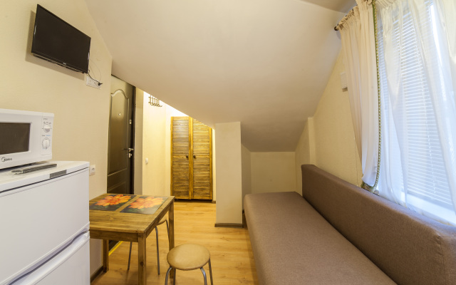 Apartments on Yunaya 6