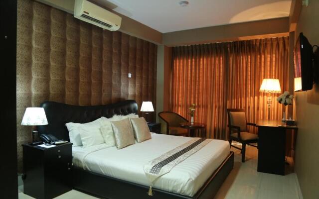 Отель Civic Inn