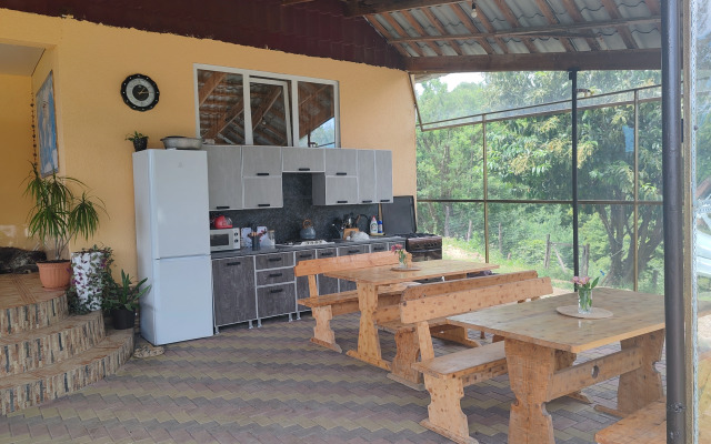 U Andreya I Anny  Guest house
