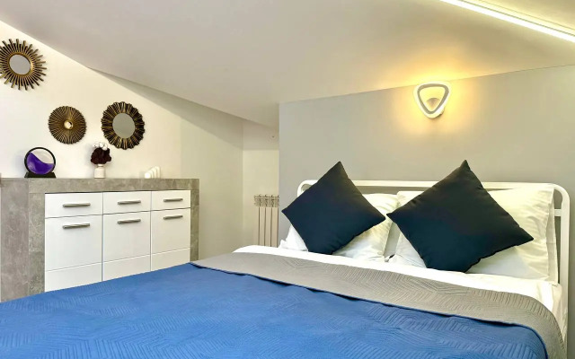 Апартаменты №11 Семейный Люкс на мансардном этаже