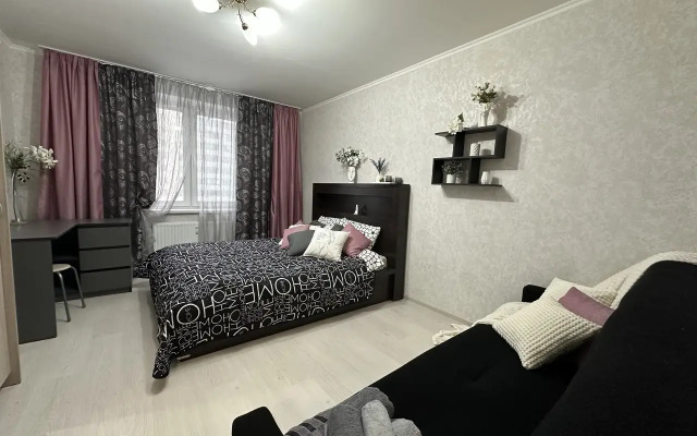 on Shuvalova, 18 Apartments