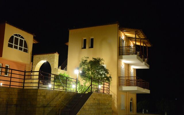 Marias Filoxenia Suites Apart-Hotel