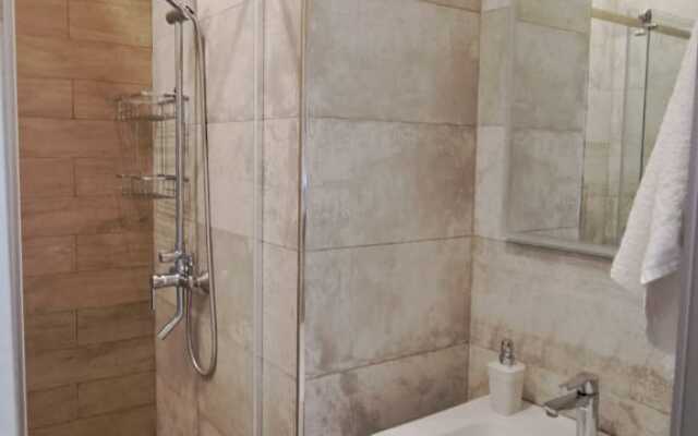 Green Studio 1 Apartments