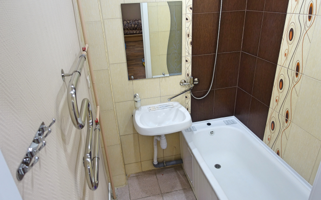 Golden Shar Na Revolyutsionnoy Apartments 5