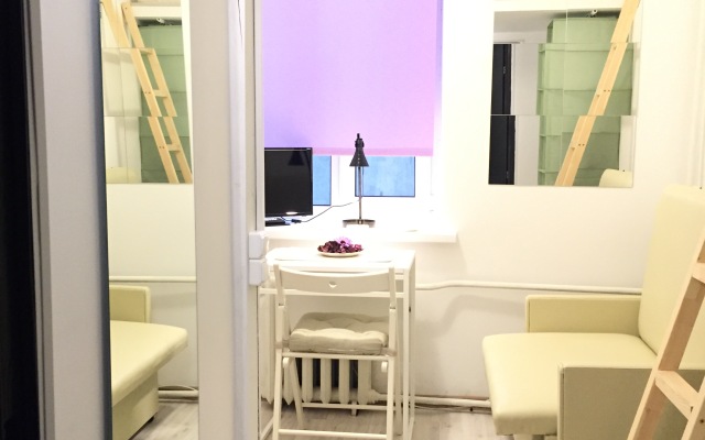 Mikro Studiya Na 12-J Linii Vo Apartments