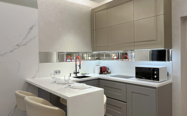 Апартаменты Акваделюкс у моря, с бассейном, СПА, пляжем N822