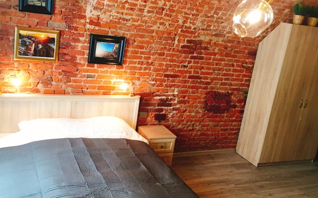 Апартаменты на Караванной 1