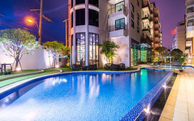 Citrus Grande Hotel Pattaya By Compass Hospitality Hotel