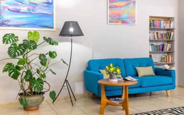 Kenigavto Hotel
