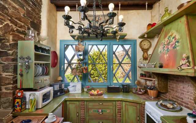 Green n Blue Apartments