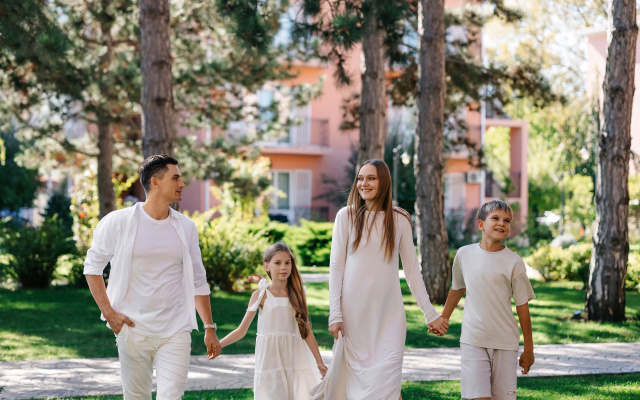 Курортный отель Alean Family Riviera