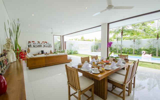 Trendy Villa with Private Pool