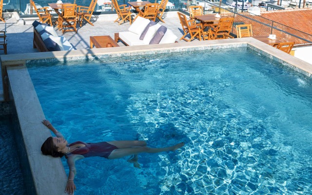 Si Urla Hotel