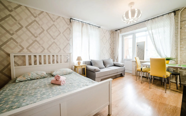 Апартаменты 2-Хуторская 18к2