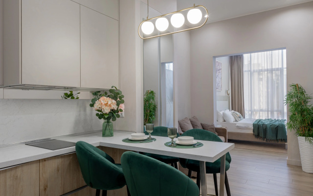 Апартаменты семейные Mirror в центре Сочи