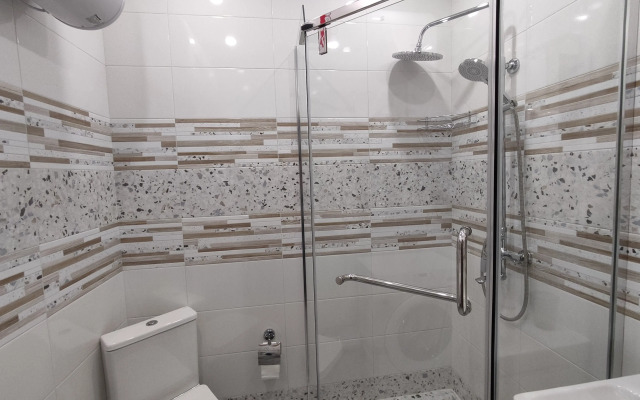 Studiya na Donskoy 108A/1 Apartments