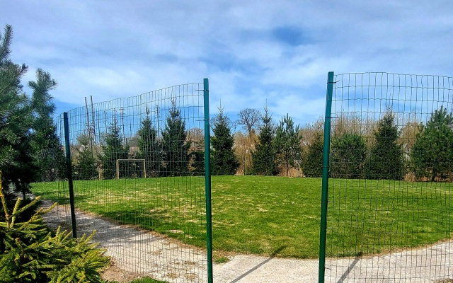 Na Beregu Ozera s Vmestimostu 18 Chelovek Private House.