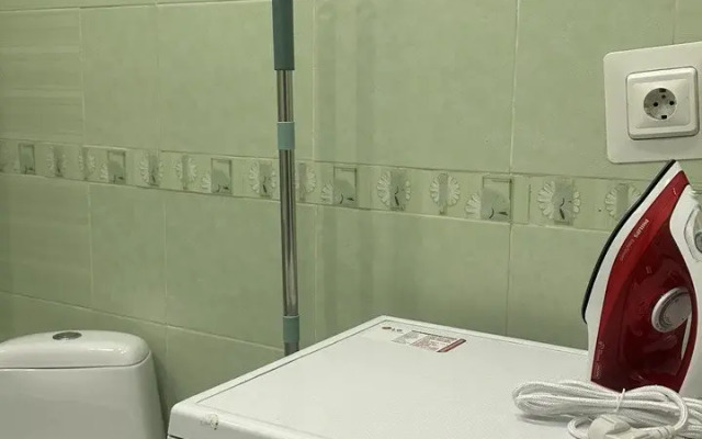 Dvukhkomnatnaya na Respublikanskoy Flat
