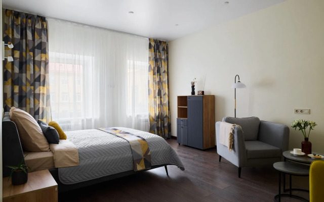 Dvukhkomnatnaya V Tsentre Sankt-Peterburga Dlya 8 Gostey Flat