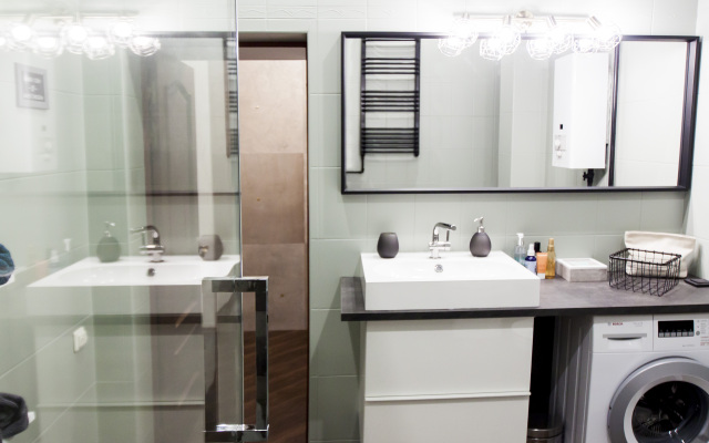 Апартаменты с эркером Александра Блока