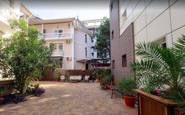 Figurnyij Guest house