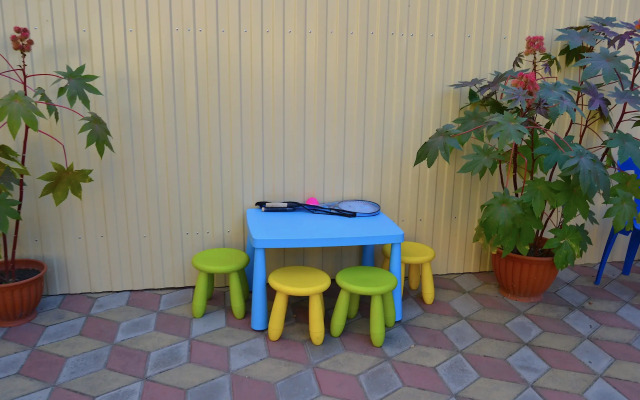 Solntse & More Guest house