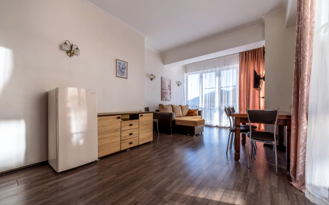 Oplot - Klassicheskie s balkonom i vannoj 8 Apartments