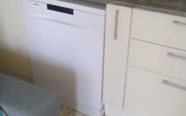 U Morya S Basseinom v ZhK Solnechnyij apt36 Apartment