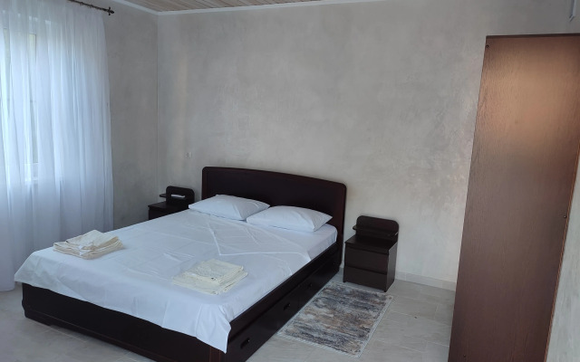 Na Ulitse Severnaya 12 Guest house