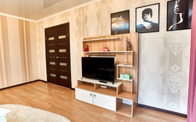 Two-room premium apartment on Katukova 23