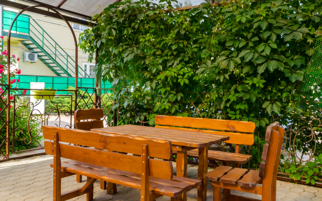 Gelios Guest House
