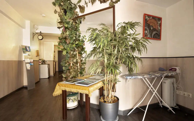 Na Mira Ot Krasstalker Mini hotel