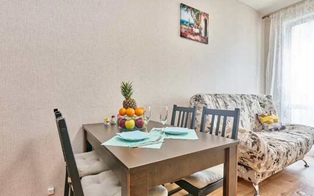 Sovremennaya Komfortnaya Yevrodvushka Na 21 Etazhe Apartments