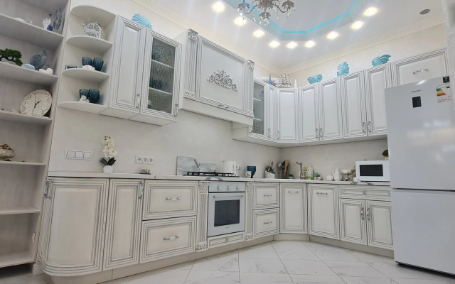 Квартира Royal Apartment на Крымской 22 Четырехкомнатные