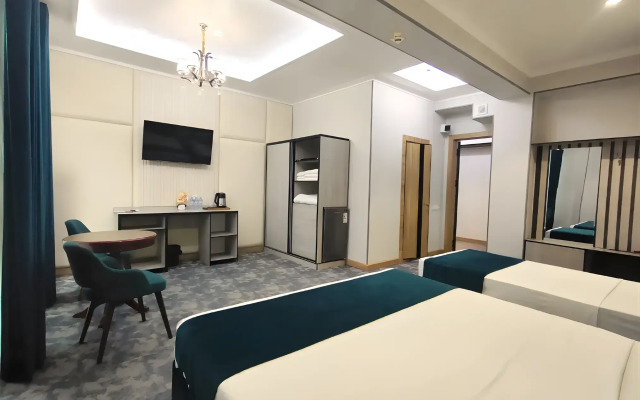 Отель Blue Shore International