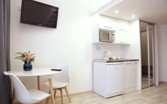 Na Ulitse Dekabristov 23 Apartments