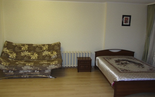 Квартира студия на Революционной 72