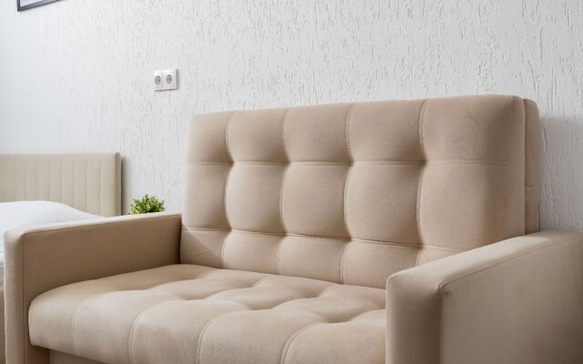 Uluchshennye Na Grecheskom prospekte 5 Apartament