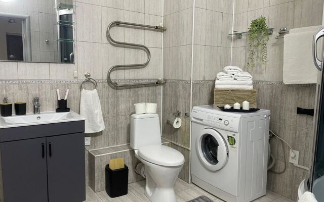 Prostornye Dvukhkomnatnye Indigo Apartments