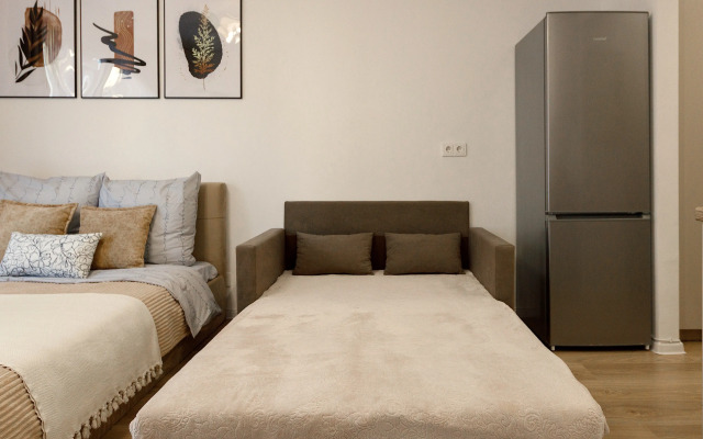S Balkonom Flat