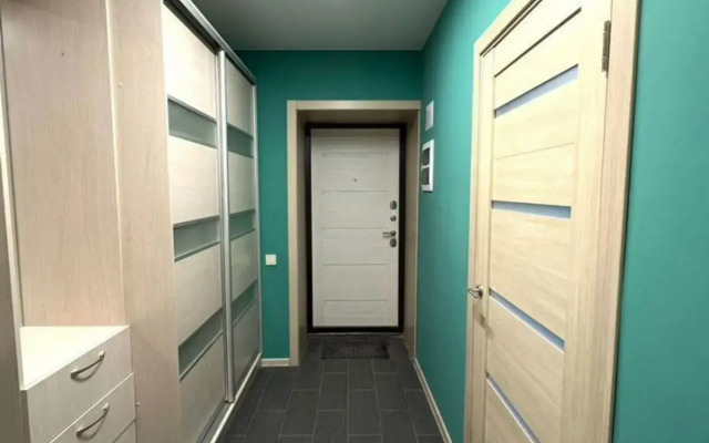 Квартира На Паровозной 15 (6а)