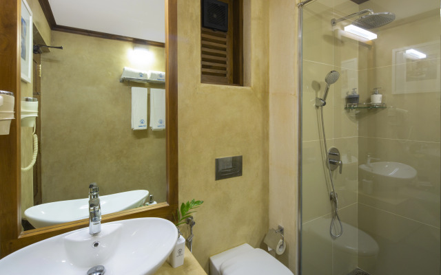 Lucky Elephant Hotel